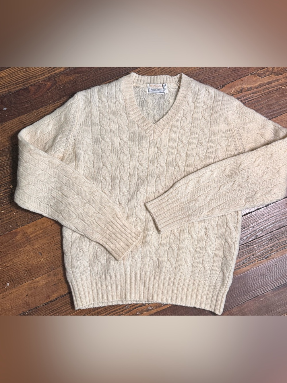 Vintage Braemar International 100% Scottish Lambswool Woman’s Size 36 Sweater